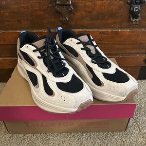 RYKA Women's Trailblazer Hiking Shoes Sand Beige Women's Size 11 EU 42